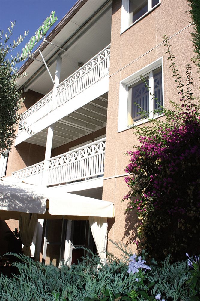 H Hotel Hyères Zewnętrze zdjęcie